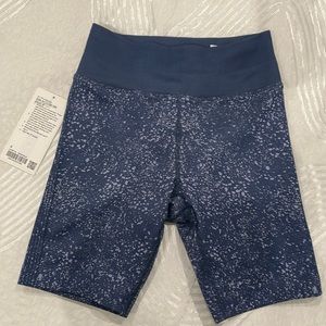 Lululemon short